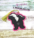 DIGITAL DOWNLOAD Applique Skunk Bookmark